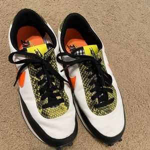 Womens Nike Daybreak